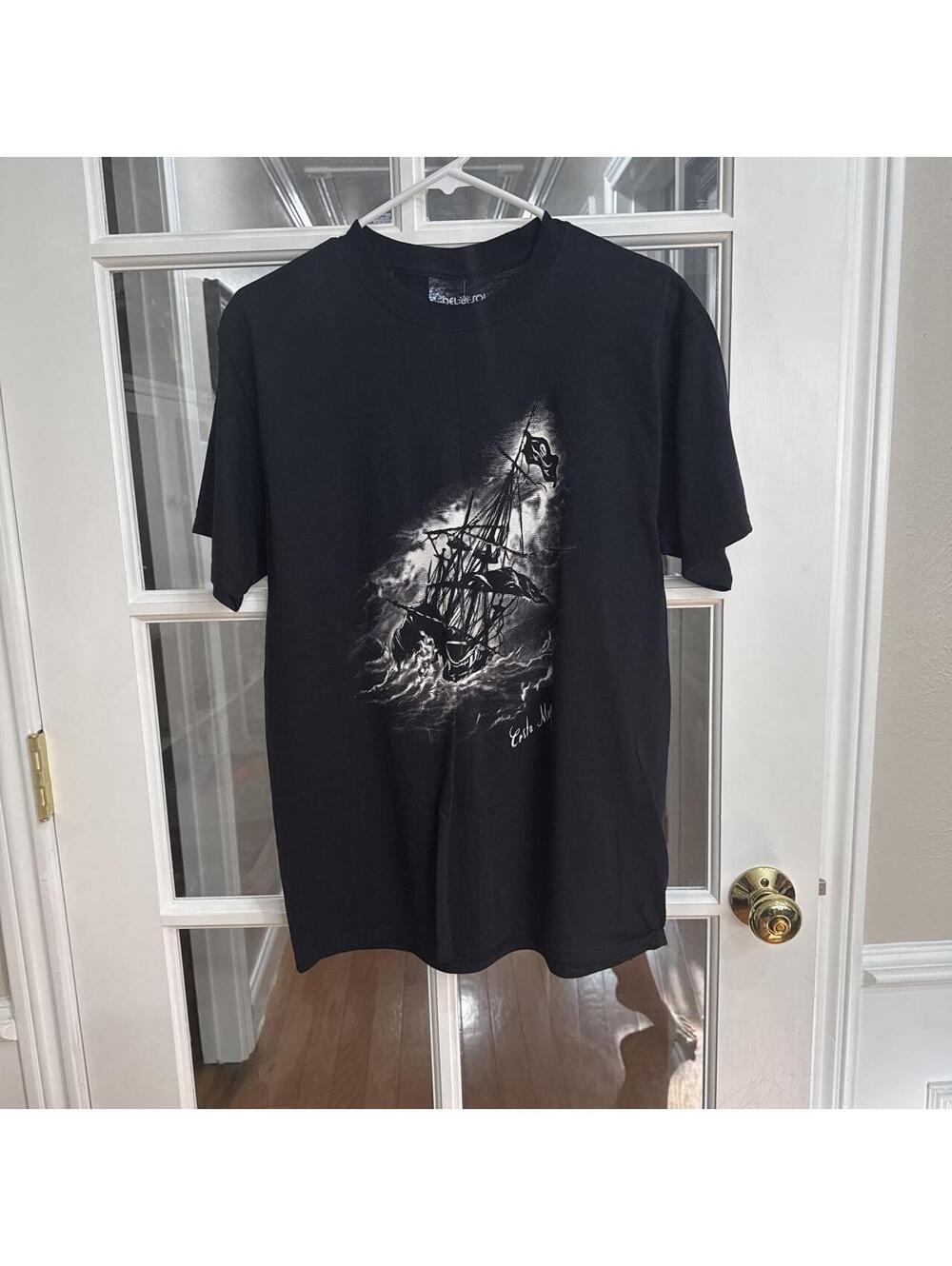 Men's Black Tshirt